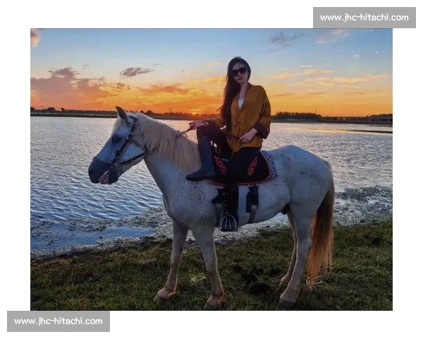 大理四季户外：骑行策马划艇逐风
